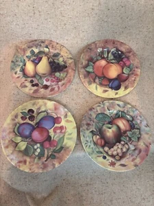 Set 4 piatti frutta Email de Limoges firmati Fiorilli 7,5" ecc. Cond. - Foto 1 di 7