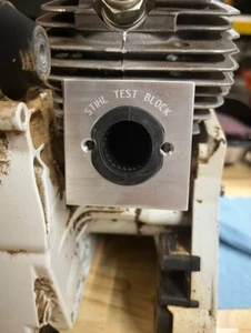 Stihl MS461 460 046 044 Drucksauger Flansch Sonderbearbeitung (Pre Tank Install) - Bild 1 von 6