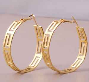 Gold Earings - Picture 1 of 1