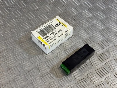 BMW E31 E32 E34 E38 Rear Sunblind Control Module 1382995 - Image 1 of 4