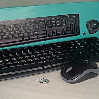 Logitech MK270 Wireless Keyboard and Mouse Combo - Image 1 of 4