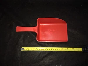Harold Moore Polypropylene food safe red Stable And Yard Feed Scoop pick mix - Picture 1 of 3