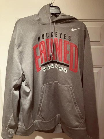 Ohio State Buckeyes Nike Therma Fit Hoodie Sweatshirt Earned Size XL Used Cover