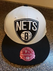 NWT-NEW JERSEY NETS-Mitchell & Ness Fitted 7 1/4 Cap/Hat Classic White & Black - Picture 1 of 11