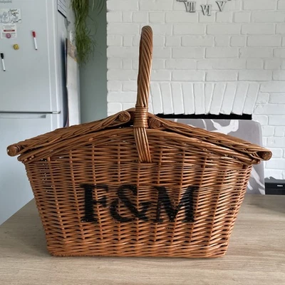 Large Fortnum and Mason F&M Wicker Huntsman Picnic Basket Christmas Hamper - Image 1 of 4