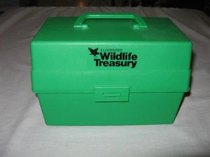 VINTAGE Illustrated Wildlife Treasury Green Box 600+ Cards w/ Dividers, 70s 80s - Foto 1 di 3
