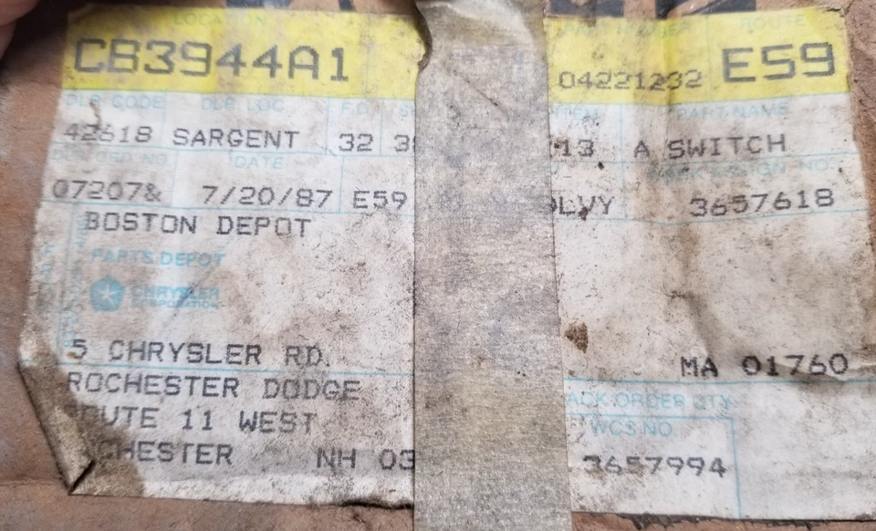 Interruptor limpiaparabrisas de 2 velocidades OEM Mopar 4221232 sin intermitente sin inclinación 1983-85 Foto 1 de 4