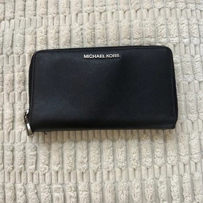 Michael Kors Jet Set Viaje Grande Billetera Muñequera Cremallera Alrededor Portatarjetas y Teléfono Foto 1 de 4