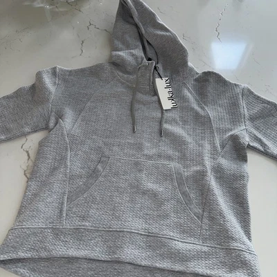 Lukka Lux Yo-yo Pullover Size Medium New With Tags  - Image 1 of 4