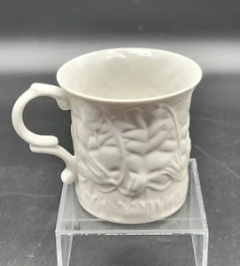 Belleek Ireland Serenity Collection Porcelain Coffee Cup Tea Mug Floral Design - Picture 1 of 14