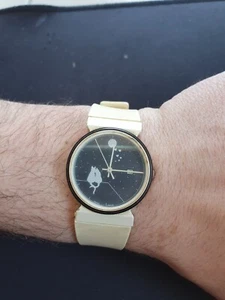 Beautiful Swiss Polyamid Quartz Wristwatch - Picture 1 of 4
