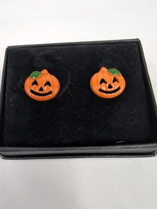 Pumpkin Jack-O-Lantern Halloween Pierced Earrings Orange Enamel Avon  New  - Picture 1 of 4