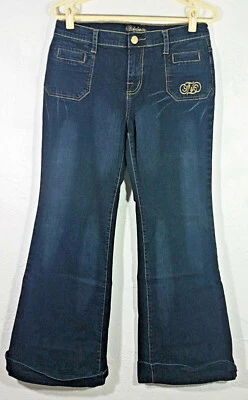 Pantalones de mezclilla Fabulosity Juniors talla 7 azul lavado oscuro anchos bordados con puños Foto 1 de 3