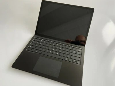 Microsoft Surface Laptop 3 Core i5 1035G7 8GB RAM 256B SSD Win10 13,5" schwarz - Bild 1 von 4