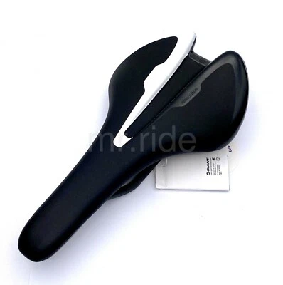 Giantt Cobalt Contact SLR Upright Bicycle Saddle Black Carbon Rails 142mm,forMen - Image 1 of 4