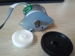 Epson Stylus Photo R2000 EM-519 Motor de recogida de papel y 2 marchas LOTE de 3 envío rápido - Imagen 1 de 7