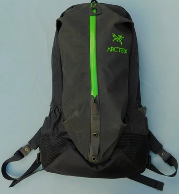 MOCHILA ARC'TERYX X CONCEPT ARRO 22 NEGRA VERDE SENDERISMO VIAJE Foto 1 de 4