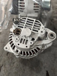 Alternador para Mitsubishi PAJERO II (V3_W, V2_W, V4_W) Eng.4M40-T 2.8 TD - Imagen 1 de 2