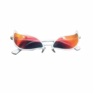 Gafas de sol One Piece Anime Donquijote Doflamingo inspiradas en cosplay Gafas Reino Unido - Imagen 1 de 3