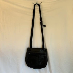 Vintage Kenneth Cole Purse Black Leather Shoulder Bag Belt Strap Button Close - Picture 1 of 15