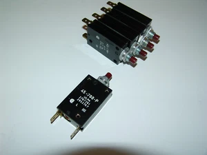 ETA 45-700-P 3 Amp Leistungsschalter - Bild 1 von 2