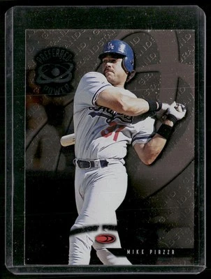 1998 Donruss Preferred #173 Mike Piazza - Image 1 of 2
