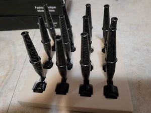 Small Black Metal Pipe - Imagen 1 de 2