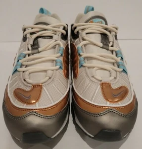 Nike Air Max 98 SE Sneakers Phantom/Metallic Tawny BV6536-002 Women's Size 6.5 - Picture 1 of 6