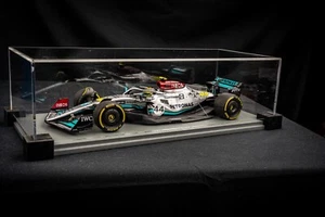 Lewis Hamilton #44 Mercedes AMG W13E performance Belgian GP 2022, Spark 1:18 - Bild 1 von 24