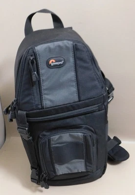 Lowepro SlingShot 102 AW Black 2-3 Lens Camera Crossbody Sling Bag Case NWOT - Image 1 of 4