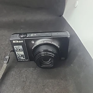Nikon COOLPIX S8000 14.2MP Digital Camera - Black Tested - NO CHARGER - Picture 1 of 5