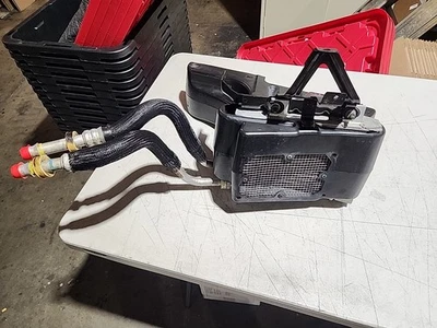 Dodge Charger Challenger Hellcat 2015-2023 6,2 L OEM enfriador de aceite con líneas/conducto Foto 1 de 4