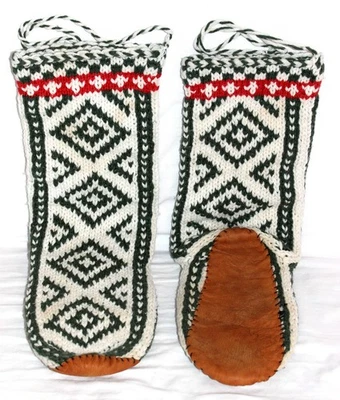 MukLuks Size S/M Handmade Wool Slipper Booties Green Red 9" Long Leather Soles - Image 1 of 4