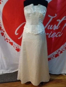 Wedding dress size 16 ivory satin Sallie Bee, check measurements, G - Picture 1 of 6