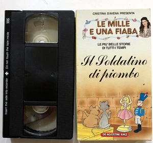 VHS DIE TAUSEND UND EIN MÄRCHEN DER BLEISOLDAT DE AGOSTINI AMZ - Bild 1 von 1