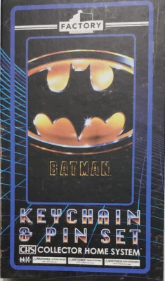 Juego de llaveros y prendedores Batman 1989 CHS Foto 1 de 2