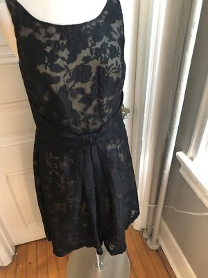 VESTIDO BAJO LAUREN RALPH LAUREN ENCAJE NEGRO TRANSPARENTE CON 100% ACETATO BEIGE - ¡TALLA 8! Foto 1 de 4