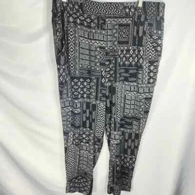 Pantalones harén Jessica Simpson blanco y negro varios estampados de parches talla XLarge Foto 1 de 4