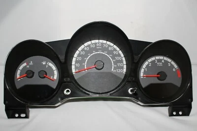 Cuadro de instrumentos velocímetro indicadores del panel de instrumentos Dodge Avenger 2010 84.486 millas Foto 1 de 4