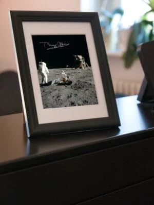 Repro-Autogramm - Apollo 11 - Buzz Aldrin - Tranquility Base - Gerahmt - Bild 1 von 2