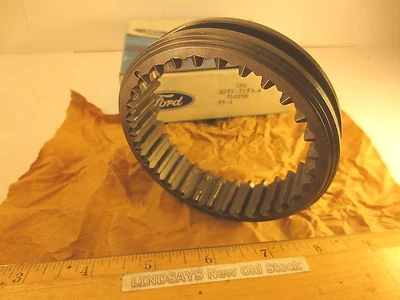 FORD "SLEEVE" HUB (SYNCHRONIZER) TOYO KOGYO (MAZDA) 5 SPEED NOS VERY RARE - Image 1 of 4