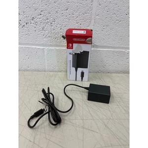 AC Adapter Nintendo Switch™ Black 120V - Picture 1 of 2