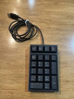 Leopold FC210TP PD Mechanical Numpad Blue (Click) Switch Black - Image 1 of 4