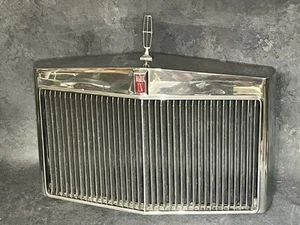 1973-76 Lincoln Mark IV Grill NICE!!! & Hood Ornament Chrome Grille 73 74 75 76￼ - Picture 1 of 19