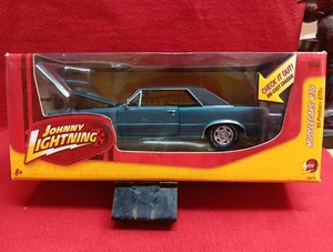 JOHNNY LIGHTNING 1965 PONTIAC GTO 2008 R30 1:24 SPEDIZIONE GRATUITA  - Foto 1 di 9