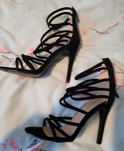Damen-Sandalen schwarz Größe 6 Riemchen-Stilettos offene Zehen rund oben Reißverschluss hinten neu im Karton - Bild 1 von 10