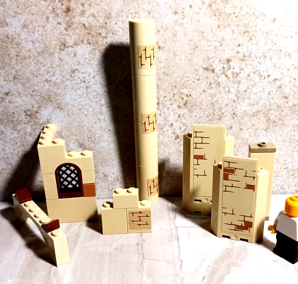 LEGO Sand Pillar Egyptian Parts Castle Walls Stickers Window Lattice Arch 7 part - Image 1 of 1