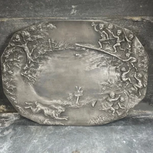 Émile Duchez – Bas-relief en étain Art Nouveau vers 1900 – Scène de chasse - Foto 1 di 11