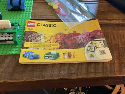 📀 Lego Classic Creative Fun (11005) Book Pieces for All 9 Items - Image 1 of 3