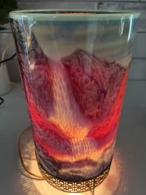 Lámpara de movimiento Goodman Mid Century 1956 fogata montaña cascada cataratas de Yosemite Foto 1 de 4